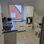 90 Qm In Schneeren Appartement